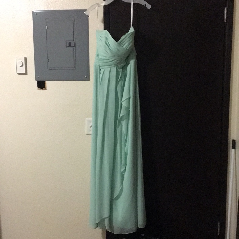 David’s Bridal Pale Mint Green Bridesmaid Dress